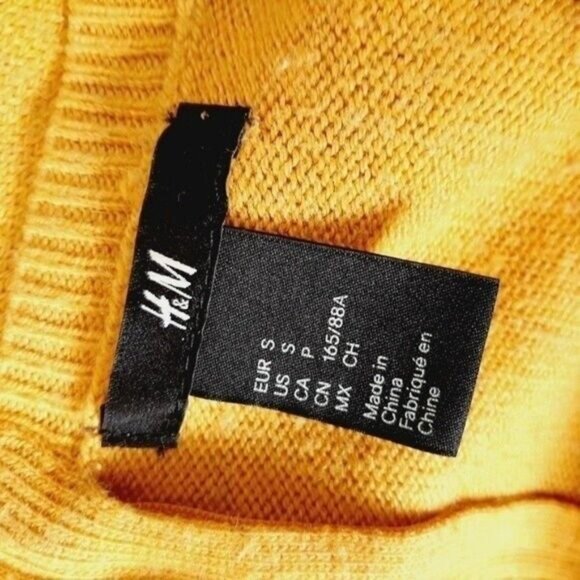 H&M Mustard Yellow Soft Fine Knit Sweater Crewneck  Sz S - Picture 9 of 10